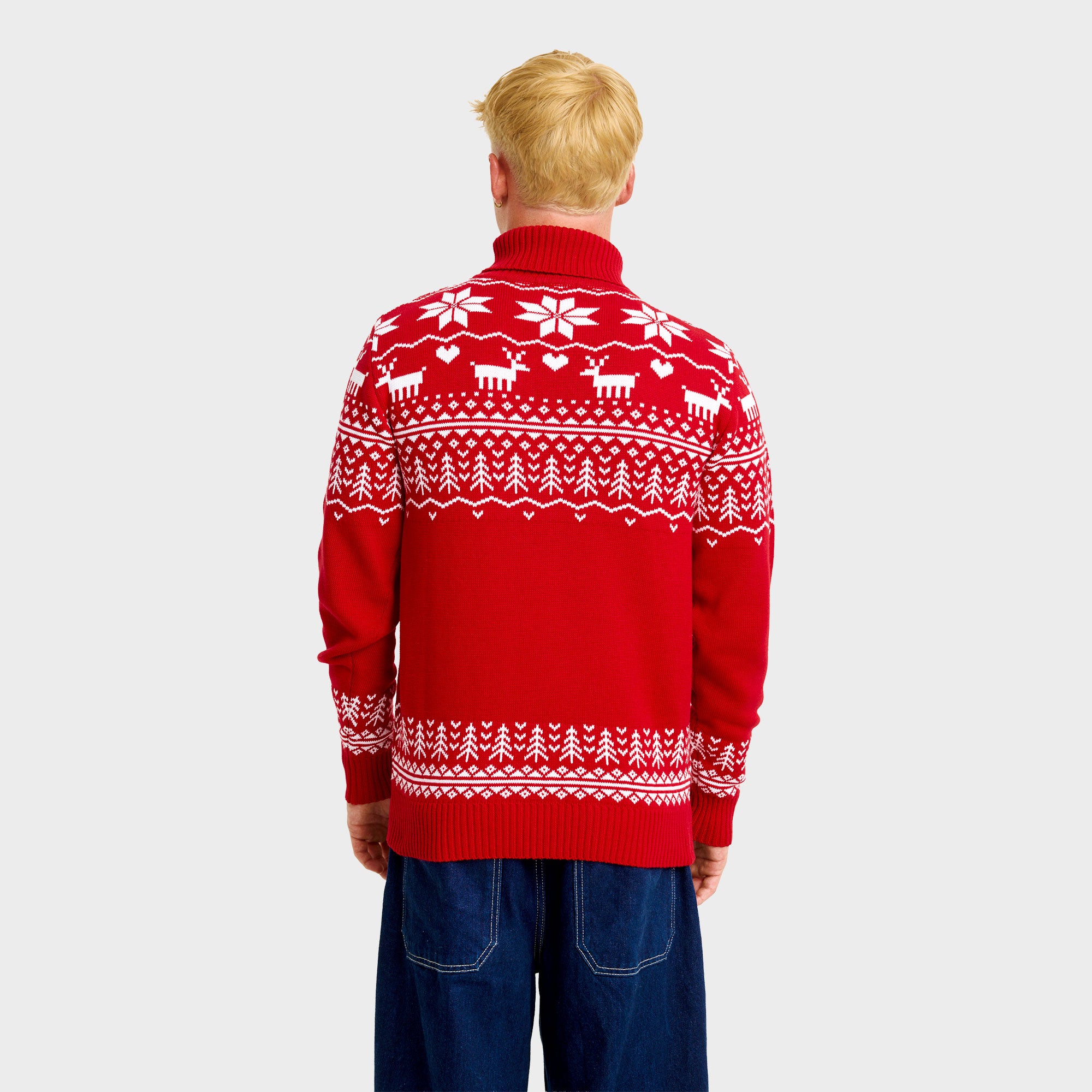 The greenlandish red turtleneck - Herre.