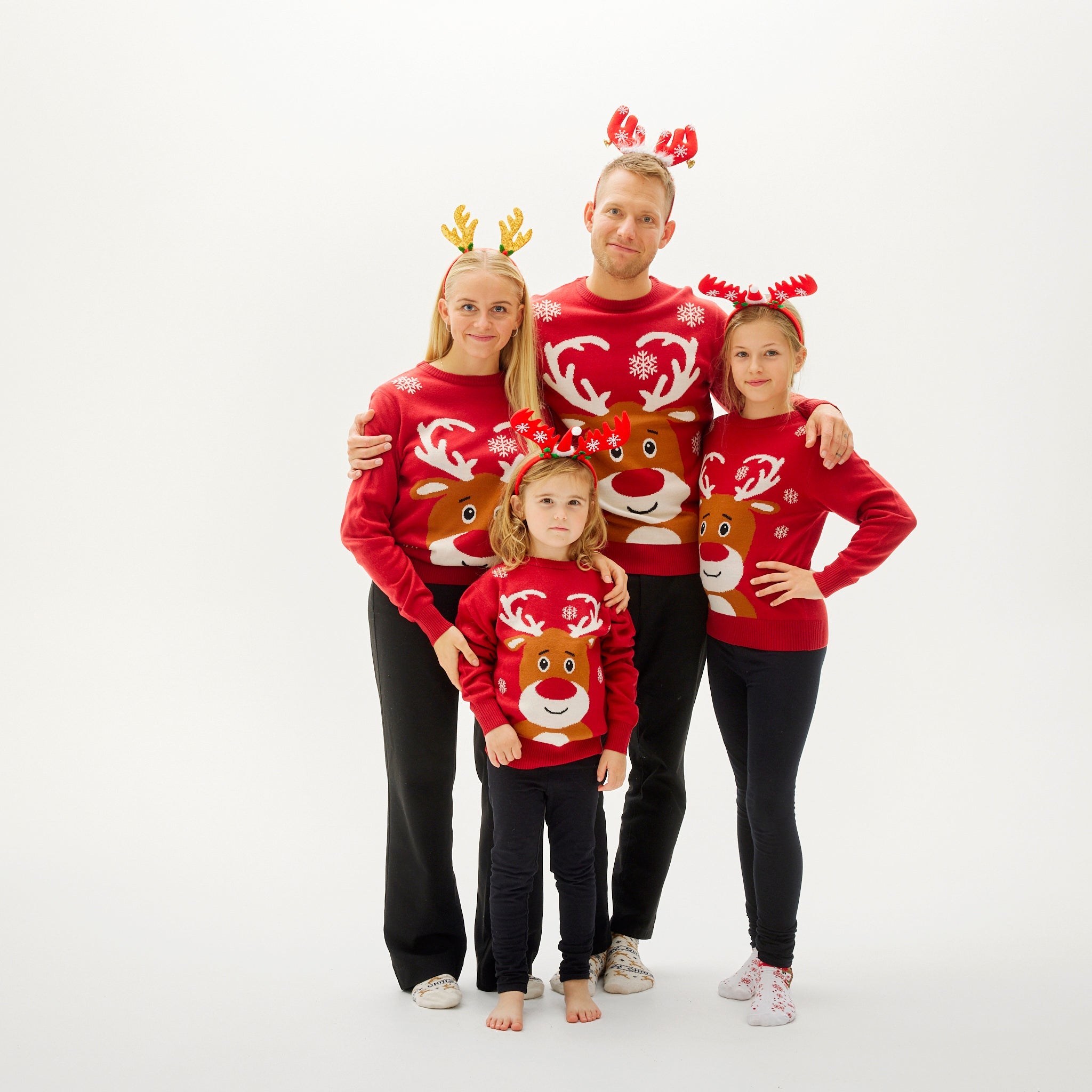 The Loving Reindeer - Barn