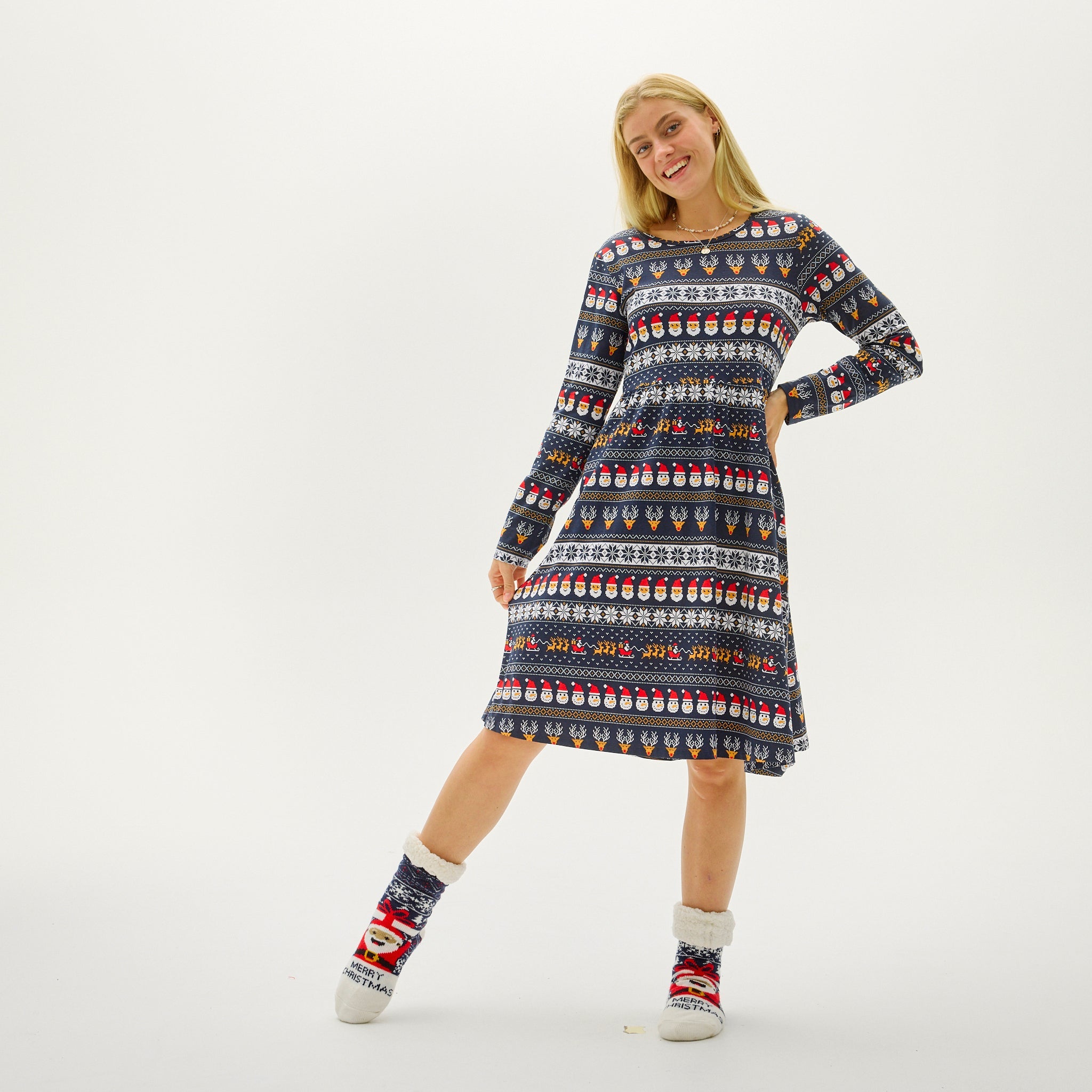 The Lovely Christmas Dress - Dame.