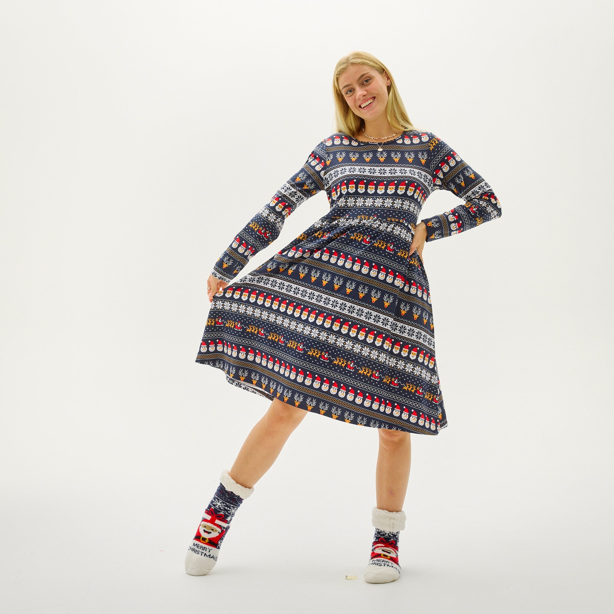 The Lovely Christmas Dress - Dame.