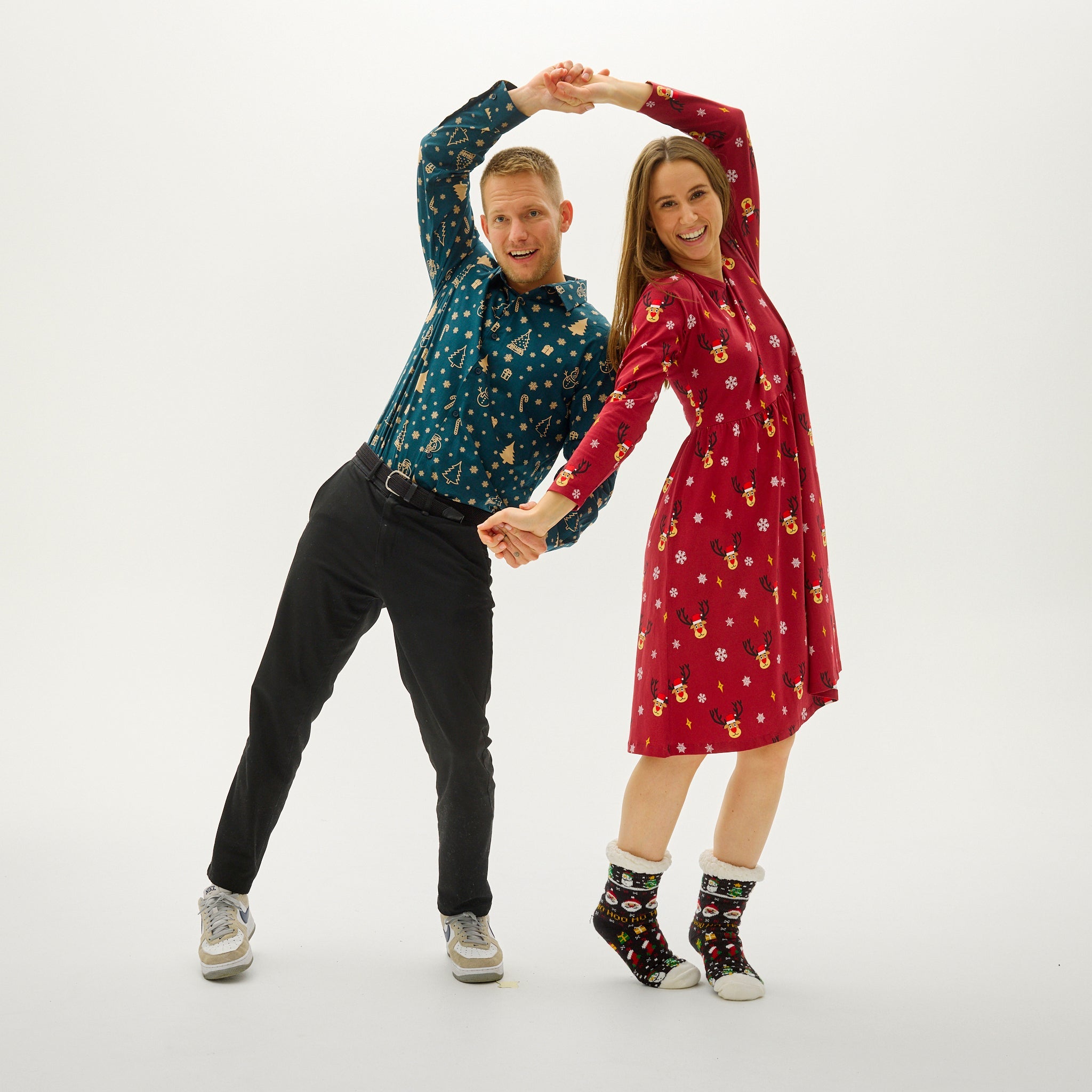 Rudolph's Christmas Dress - Dame.